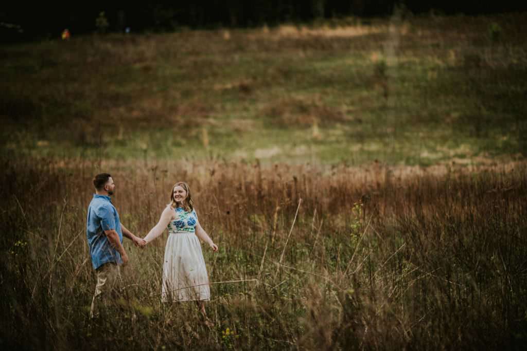 couple walking through longwood gardens