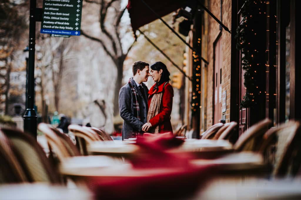 engagement photos at Rittenhouse square near rogue